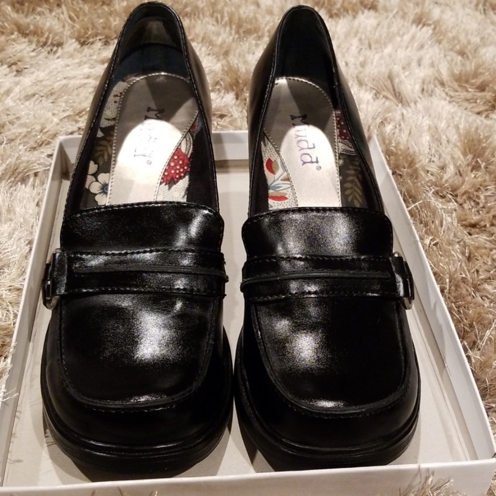 Mudd Black Shoes